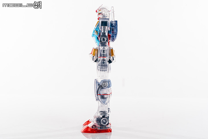 ROBOT魂 RX-78-2鋼彈ver. A.N.I.M.E.透明配色|展場限定的夢幻款式再現!