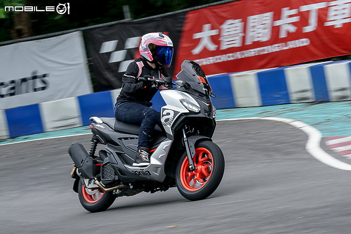 aprilia SR-GT 200 賽道試駕|意外流暢的跨界歐風速可達
