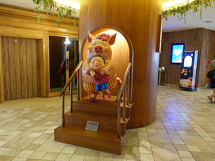 花蓮市 翰品酒店 — 充滿歡樂與童趣的親子飯店，泳池、宵夜、兒童專屬「歡樂森林」遊戲區，一應俱全