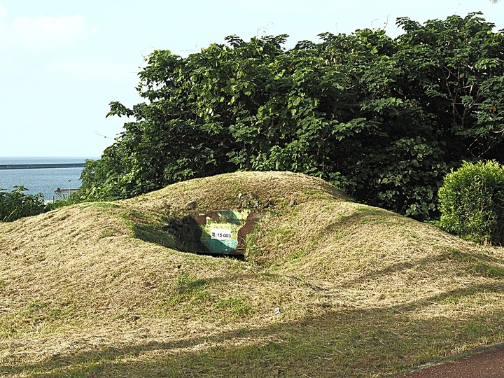 花蓮市 花蓮港鳥踏石公園｜海軍殉難四戰士紀念碑｜石雕公園 — 大清早到花蓮港邊大口深呼吸 — 翰品酒店「大口深呼吸」活動