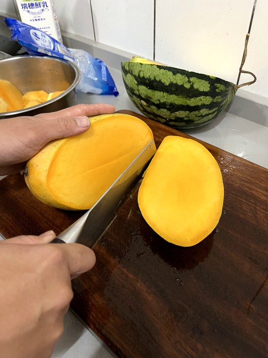 [分享] 百靈家用攪拌器，製作水果冰沙初體驗