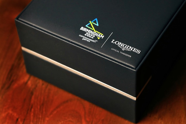《LONGINES HydroConquest 大英國協運動會限量錶》爭分奪秒，五彩競色
