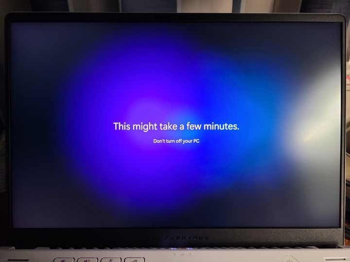 點我看大圖 (※更換網卡) ASUS G14 2022 月光白開箱 日規GA402RK-R76RX6800SWL