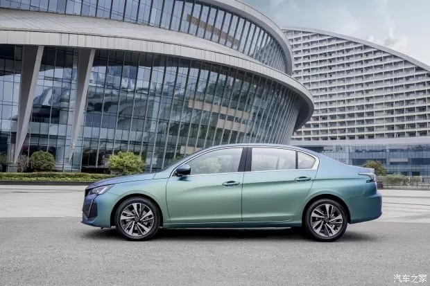 標致全新408轎車正式發表