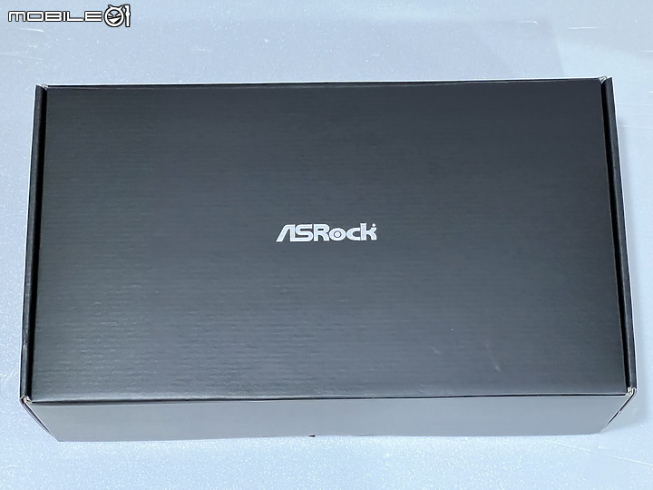 點我看大圖 偶爾玩A卡 ASRock Radeon RX 6950 XT OC Formula 16GB 開箱