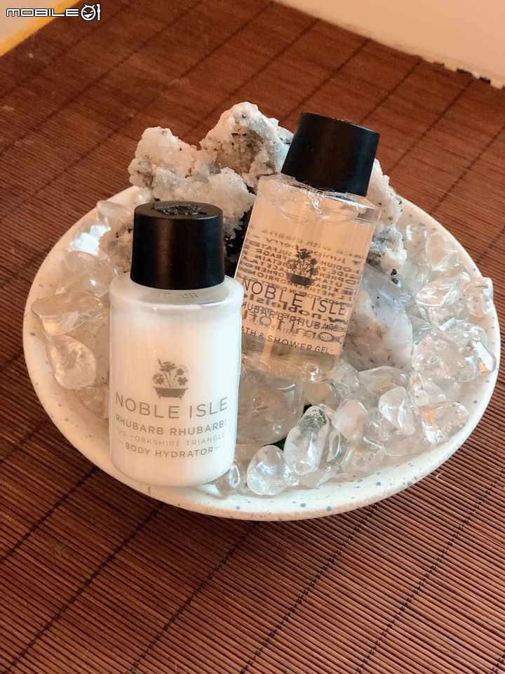 <試用>NOBLE ISLE 大黃杜松沐浴膠 漿果青草味香氛 來一道清新感吧