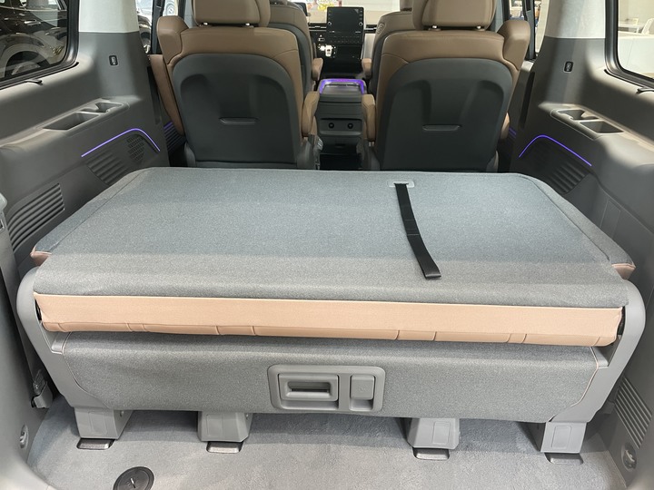 頂規版Staria CEO賞車心得分享