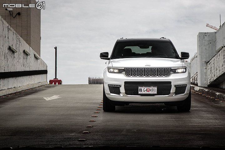 Jeep Grand Cherokee L 試駕|外剛內柔的美系彪形大漢!