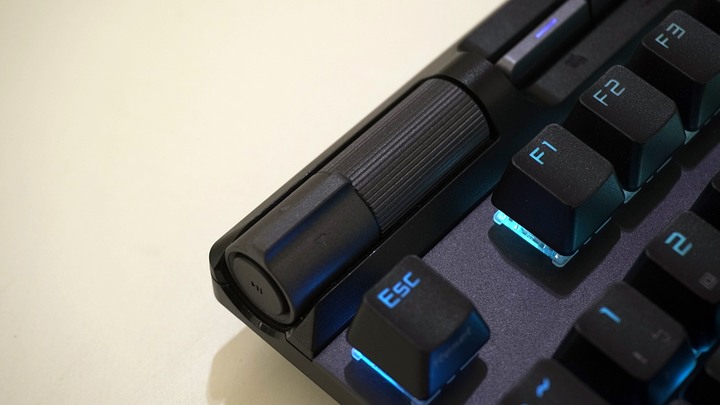 [休賢開箱]整套Animate一起入手!! ROG Delta S &ROG Strix Flare II Animate開箱
