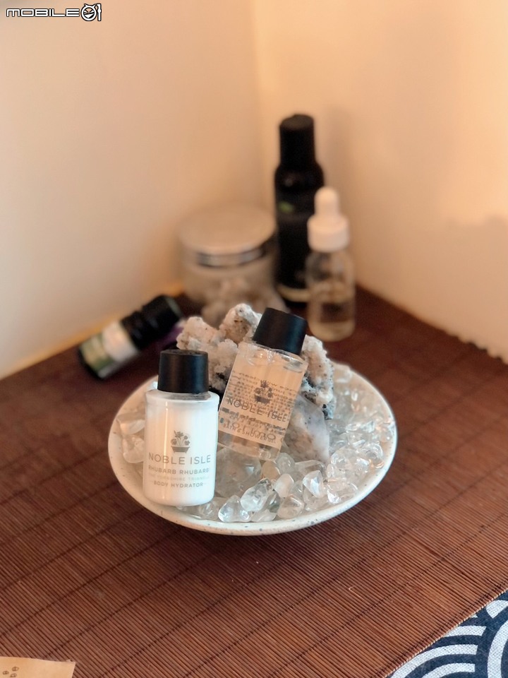 <試用>NOBLE ISLE 大黃杜松沐浴膠 漿果青草味香氛 來一道清新感吧