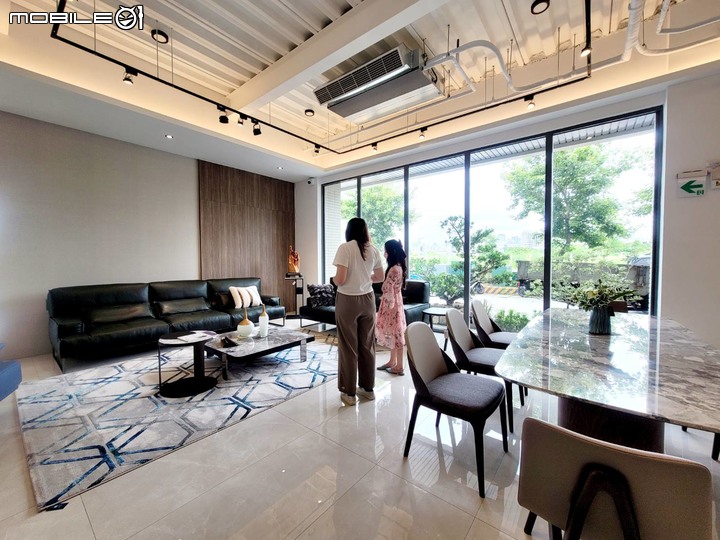 【家具心得】這邊的茶几跟家具都超美的! 台中A+A家具旗艦店
