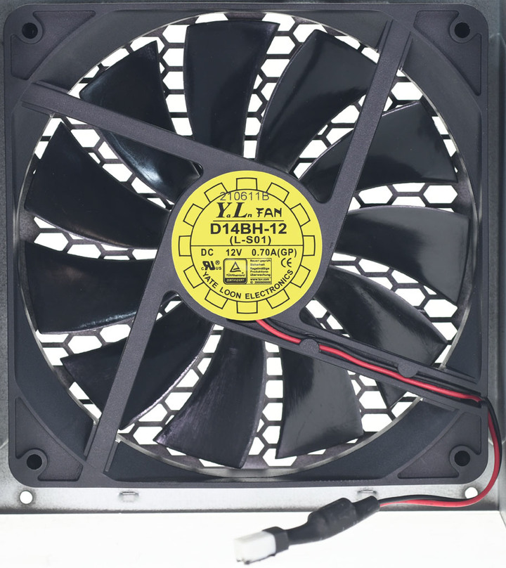 AORUS AP750GM 750W金牌全模組化電源開箱
