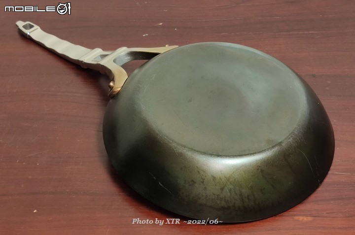 法國貴婦 - de Buyer 畢耶鍋