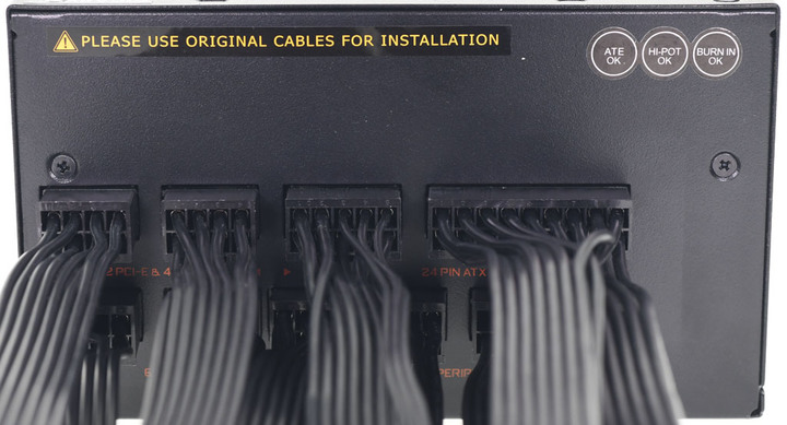 AORUS AP750GM 750W金牌全模組化電源開箱