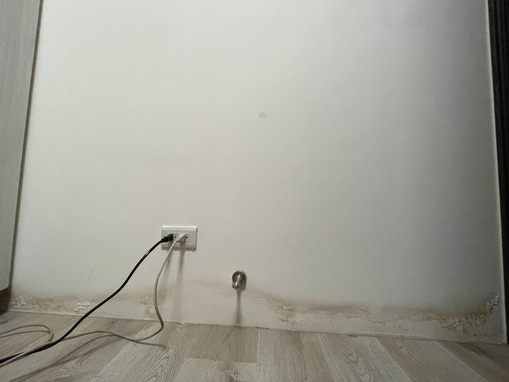 總存水彎堵塞造成屋內漏水請教