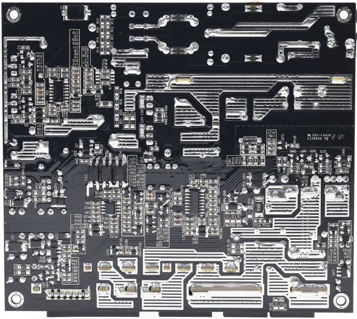 GIGABYTE GP-UD750GM 750W金牌全模組化電源開箱