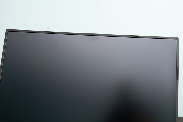 更小更快，ASUS ROG Strix SCAR 15 G533ZW 電競筆電開箱測試