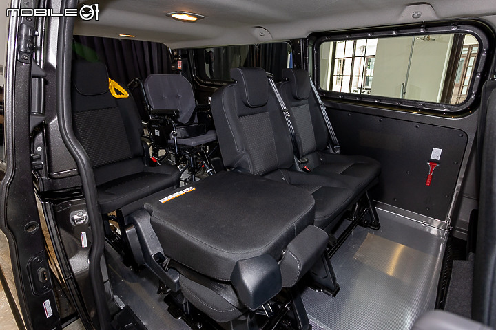 【採訪】Ford 22 年式旅行家 Tourneo Custom「九人座 Kombi」搶先亮相，129.9 萬元切入入門商旅級距！