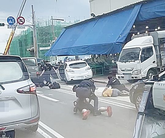 英雄現身!街頭強力執法逮惡匪「全民狂讚」警局速頒破案獎金