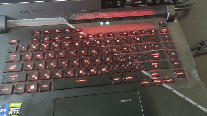 更小更快，ASUS ROG Strix SCAR 15 G533ZW 電競筆電開箱測試