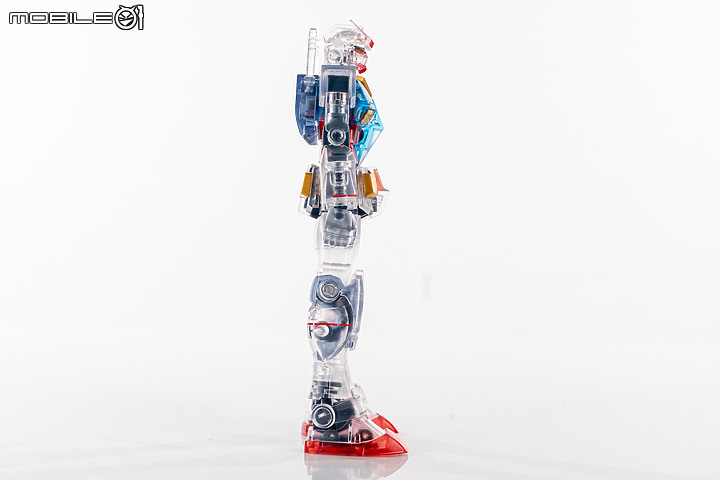 ROBOT魂 RX-78-2鋼彈ver. A.N.I.M.E.透明配色|展場限定的夢幻款式再現!