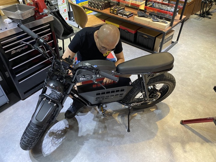 2022 Super73 S2 galaxy black開箱/改裝紀錄(追加各式車型開箱與精品改裝分享)