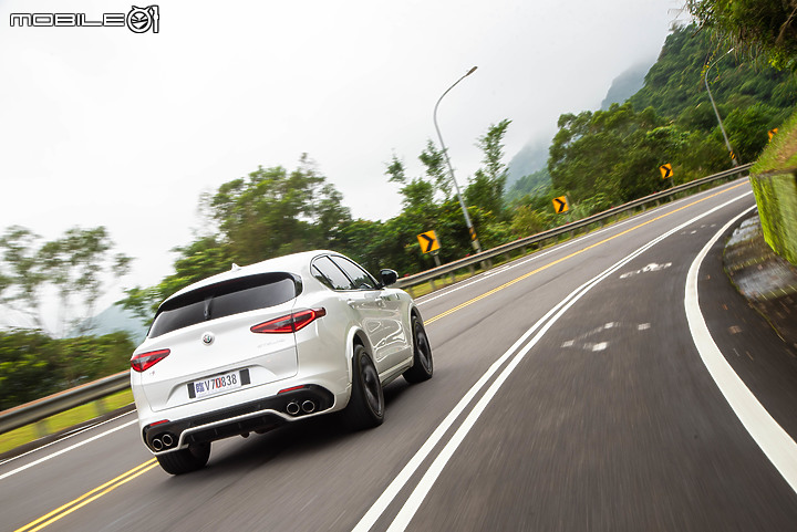 Alfa Romeo Stelvio Quadrifoglio試駕｜既純粹又強大的義式性能休旅！