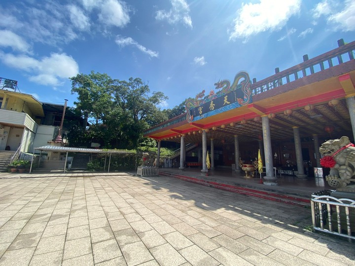 新北汐止｜大尖山．親民的小百岳路線，半小時登頂