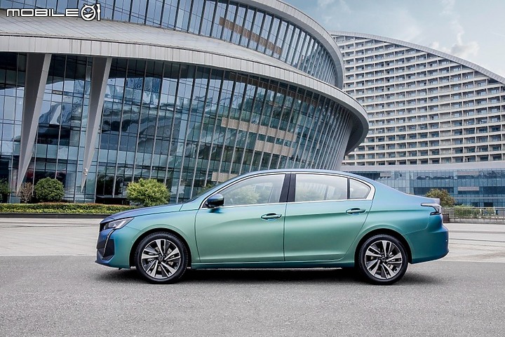 【海外新訊】嶄新物種預約六月底見 Peugeot 408〝獅〞承何處?