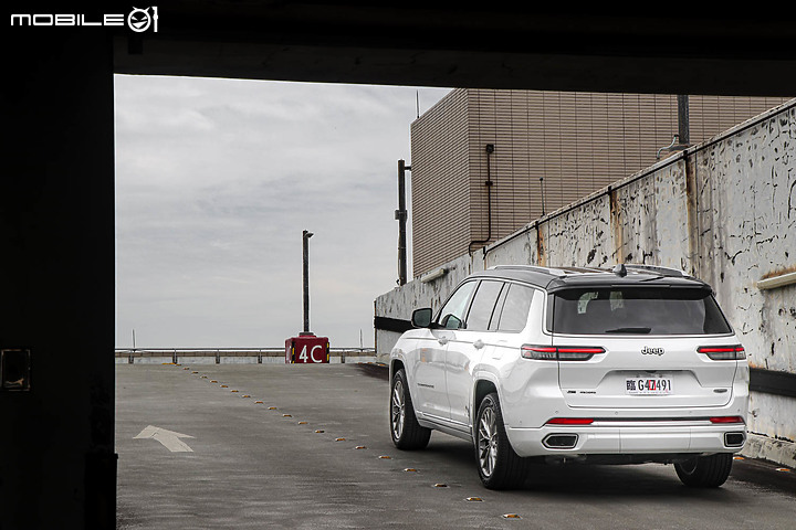 Jeep Grand Cherokee L 試駕|外剛內柔的美系彪形大漢!