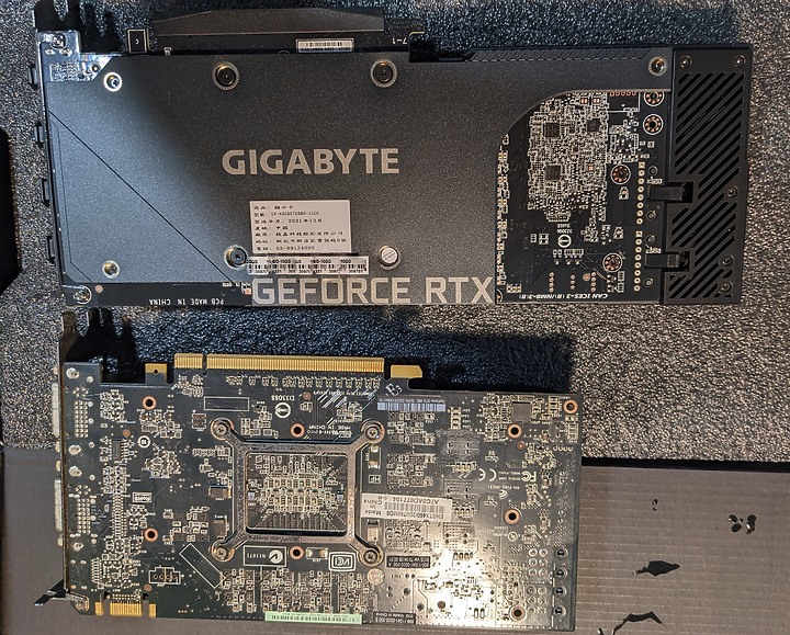 技嘉 RTX 3080 渦輪扇微開箱