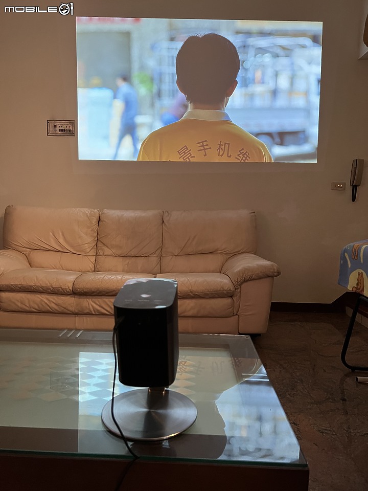 【業餘開箱】XGIMI 極米 HALO+ 可攜式智慧投影機 → 同場加映 端午攜出同樂