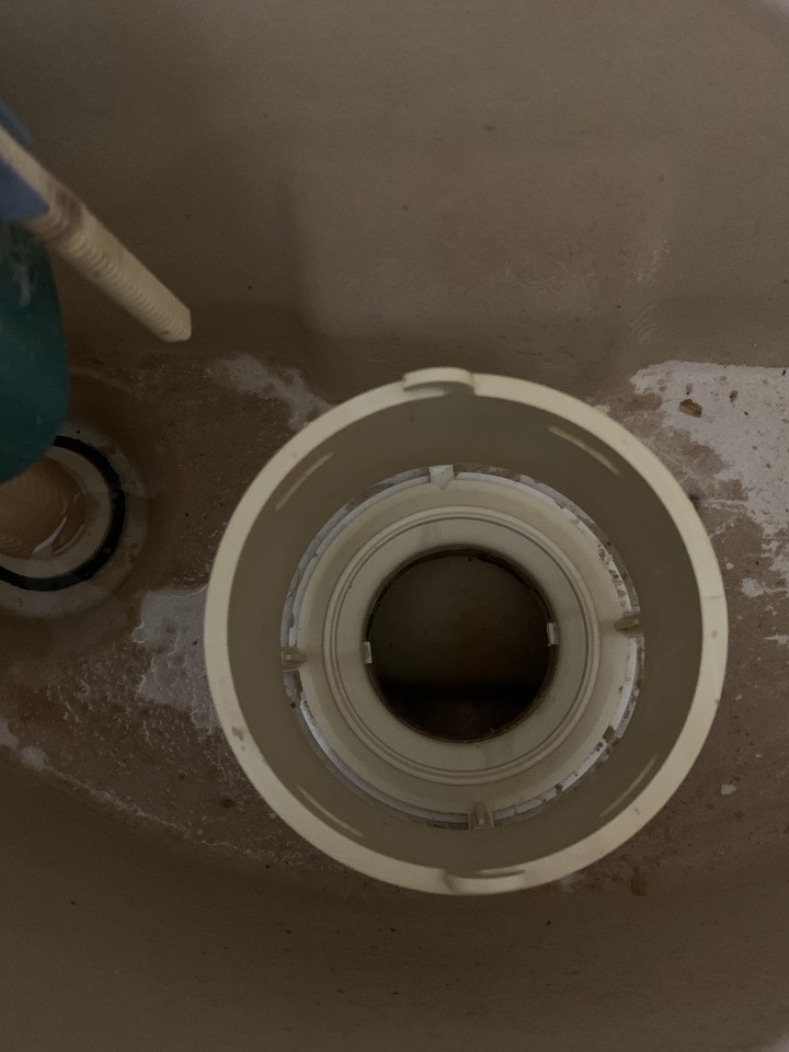求解-TOTO單體馬桶落水器更換