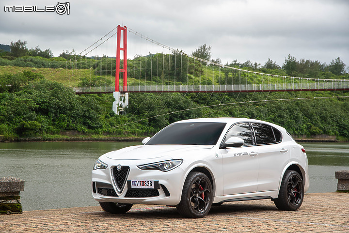 Alfa Romeo Stelvio Quadrifoglio試駕｜既純粹又強大的義式性能休旅！