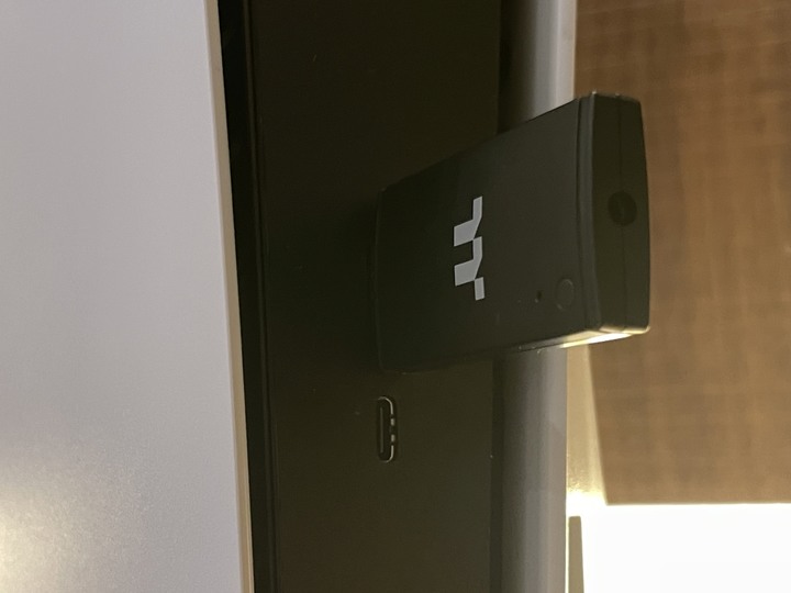 [開箱] 無線聲光 TT Argent 幻銀 H5 RGB 無線電競耳機
