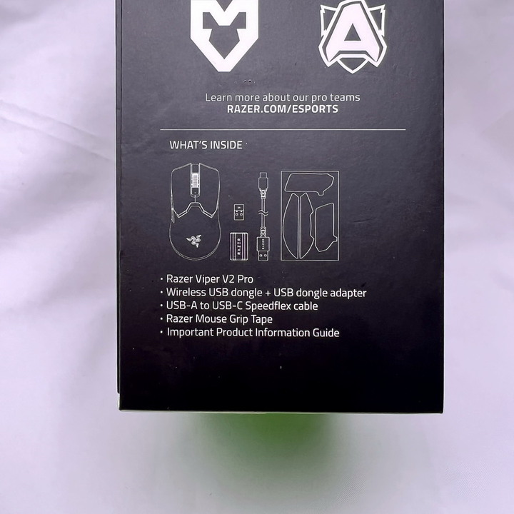 RAZER 雷蛇 VIPER V2 PRO 無線電競滑鼠 - 極輕量 58克、超高 30000 DPI