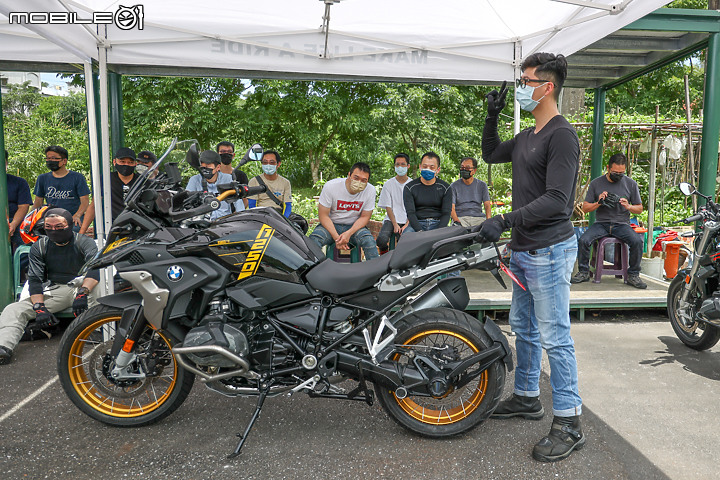 【採訪】BMW Motorrad On Road 安駕訓練 Level 1 平衡才能騎得順暢