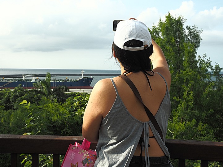 花蓮市 花蓮港鳥踏石公園｜海軍殉難四戰士紀念碑｜石雕公園 — 大清早到花蓮港邊大口深呼吸 — 翰品酒店「大口深呼吸」活動