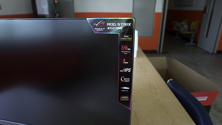 【開箱】學弟的新2K144Hz螢幕終於來了｜ROG Strix XG27AQ