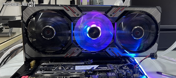 點我看大圖 電競風 1440P A卡中階者 6750 XT Phantom Gaming D 開箱