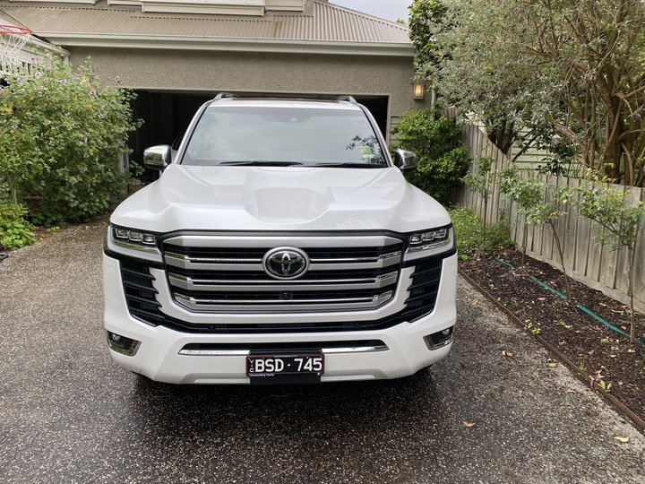 開箱2022 Toyota Landcruiser GR Sport (等了10個月終於交車了簡易紀錄)