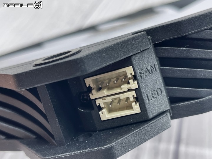[開箱] 大就是美。銀欣 Shark Force 160 ARGB 風扇