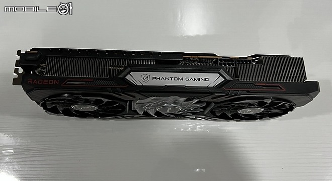 點我看大圖 電競風 1440P A卡中階者 6750 XT Phantom Gaming D 開箱