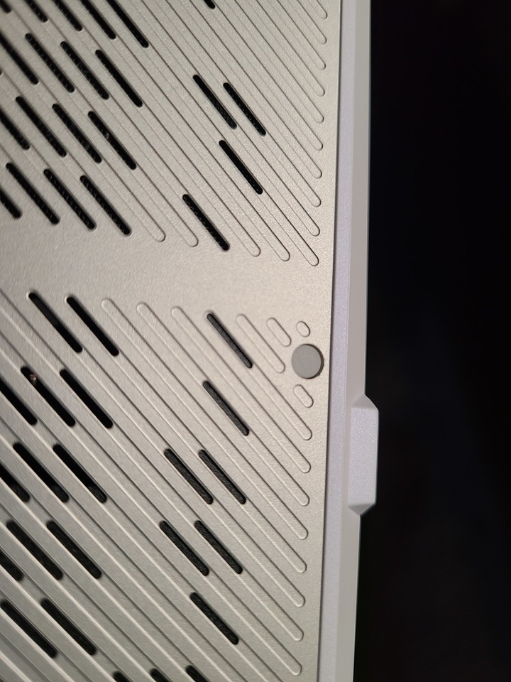 點我看大圖 (※更換網卡) ASUS G14 2022 月光白開箱 日規GA402RK-R76RX6800SWL