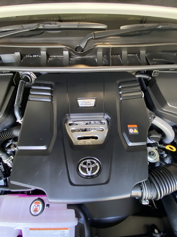 開箱2022 Toyota Landcruiser GR Sport (等了10個月終於交車了簡易紀錄)