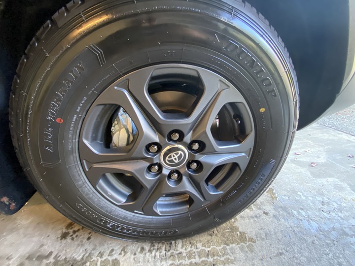 開箱2022 Toyota Landcruiser GR Sport (等了10個月終於交車了簡易紀錄)