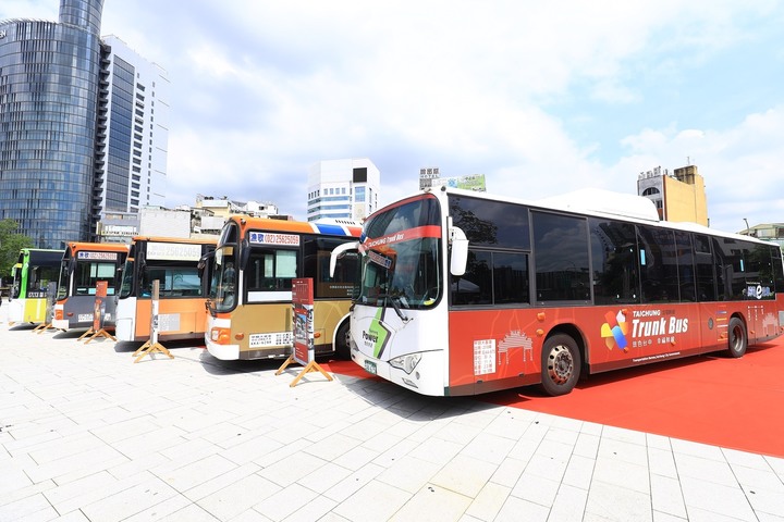 一路到底不轉彎,台中市幹線公車7/1六線齊發