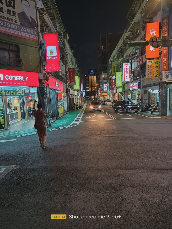 Realme 9 PRO+、Realme GT NEO 3拍照比對