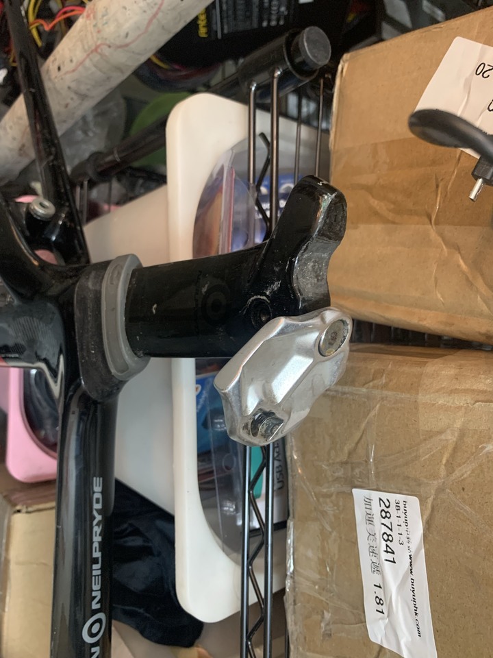 請問一下neilpryde的坐管修補件哪兒有得買？