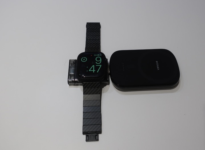 Pitaka Magez Slider 四合一 無線充電站,出門的最佳組合